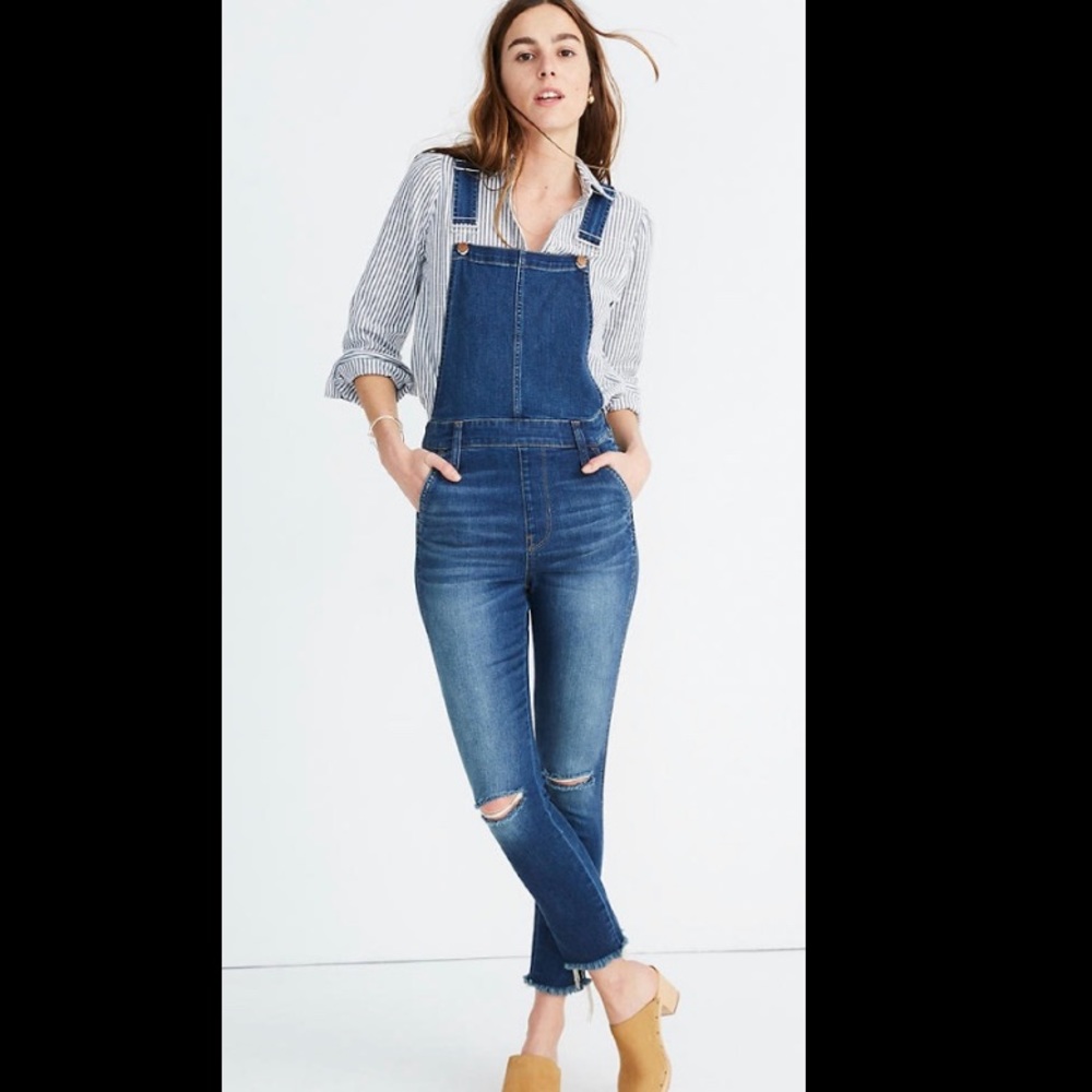 NWT Madewell Roadtripper denim overalls. Small